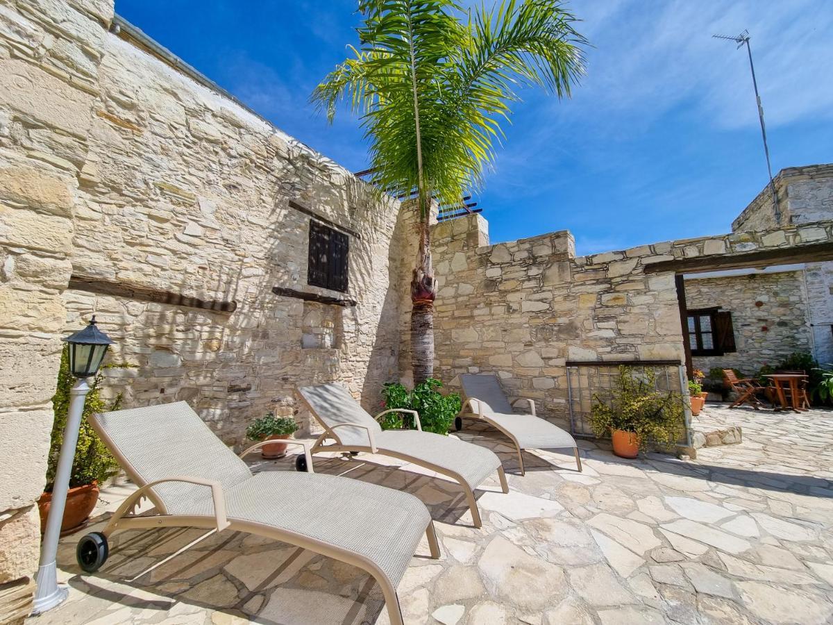 Apartamento Athena'S Pool Oasis Skarinou Exterior foto