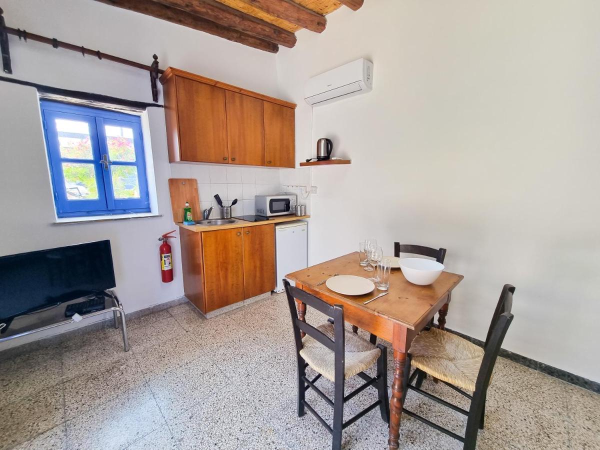 Apartamento Athena'S Pool Oasis Skarinou Exterior foto