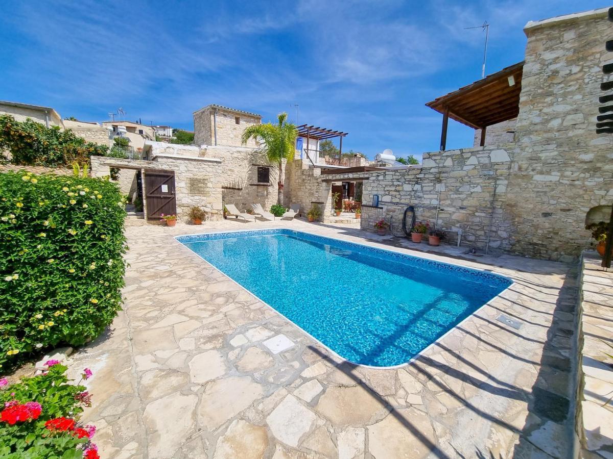 Apartamento Athena'S Pool Oasis Skarinou Exterior foto